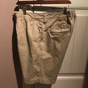 American Eagle “next level flex”shorts